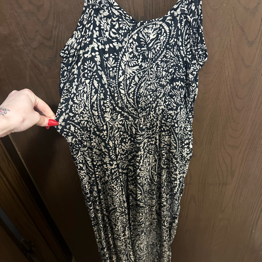 American Eagle Outfitters Black and Cream Maxi Dress